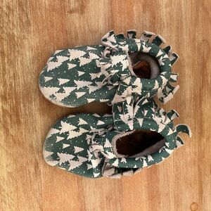Freshly picked baby moccasins evergreen size 4